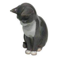 Bing & Grndahl Figur einer stehenden Katze, Nr. 1876
