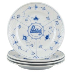 Bing & Grøndahl. Four Blue Fluted dinner plates. Hotel/restaurant porcelain.
