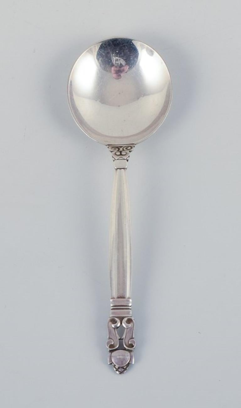 Bing & Grøndahl, jam jar in porcelain with  wooden lid and a Georg Jensen spoon 1