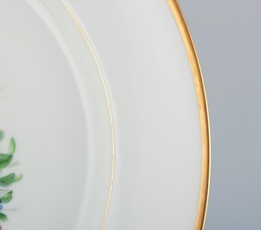 Danish Bing & Grøndahl, large round serving platter in porcelain with flowers. For Sale
