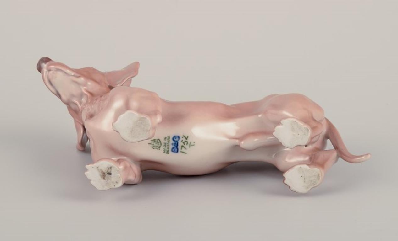 Porcelain Bing & Grøndahl, rare porcelain figurine of a dachshund. 1930s