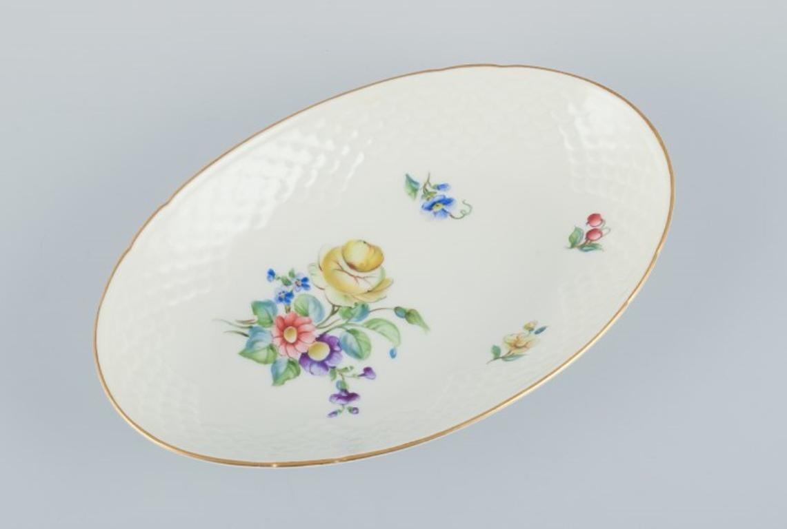 Danish Bing & Grøndahl, Saxon Flower, lunch plate, two bowls, and salt and pepper set For Sale