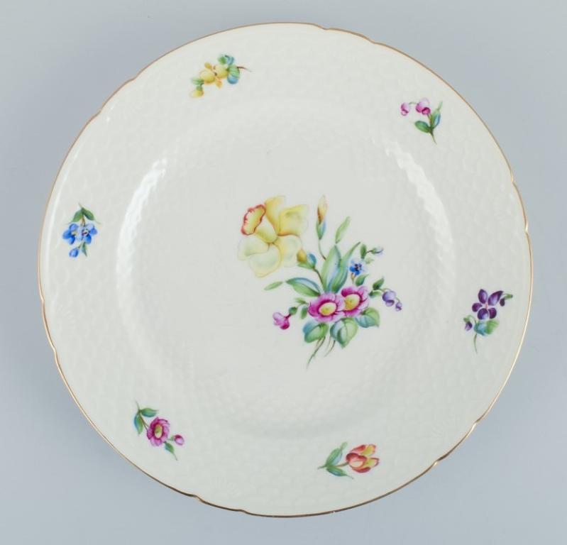 Hand-Painted Bing & Grøndahl, Saxon Flower, set of six dinner plates  decorated with flowers For Sale