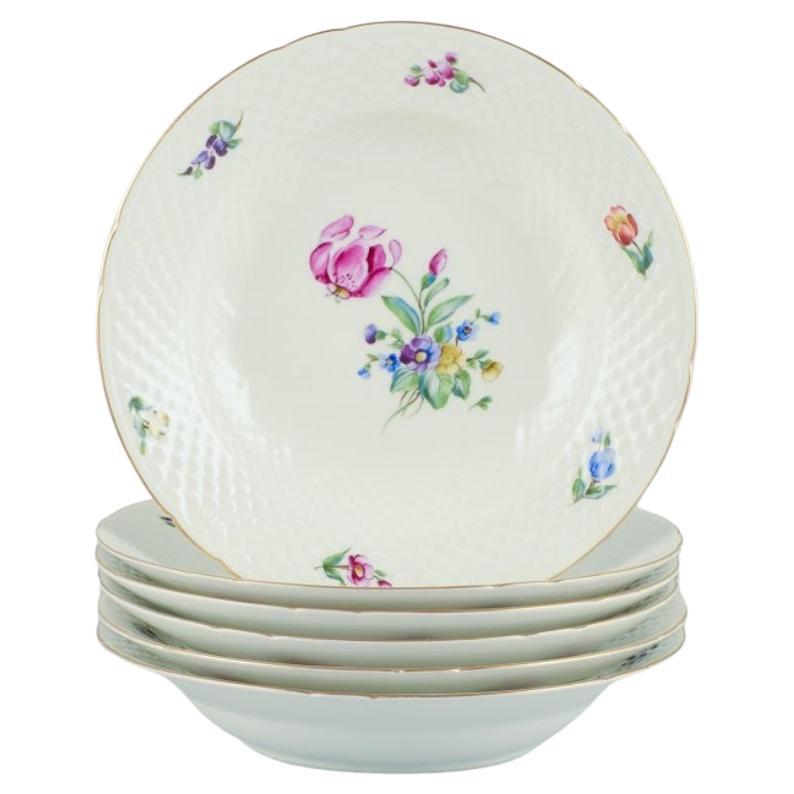 Bing & Grøndahl, Saxon Flower, six deep plates in porcelain, ca 1930s For Sale