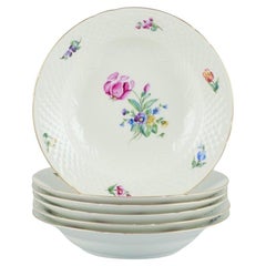 Bing & Grøndahl, Saxon Flower, six assiettes creuses en porcelaine, vers 1930