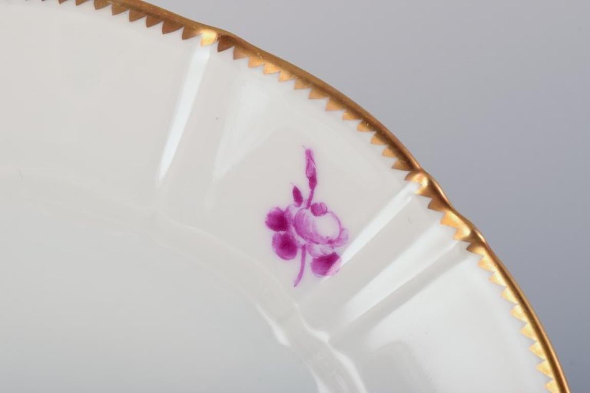 Hand-Painted Bing & Grøndahl. Set of six luncheon plates with flower decorations, 1920s For Sale