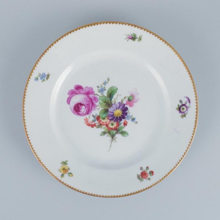 Hand-Painted Bing & Grøndahl, Six Saxon Flower Dinner Plates in Porcelain