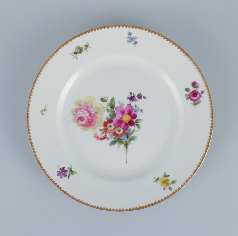 Early 20th Century Bing & Grøndahl, Six Saxon Flower Dinner Plates in Porcelain