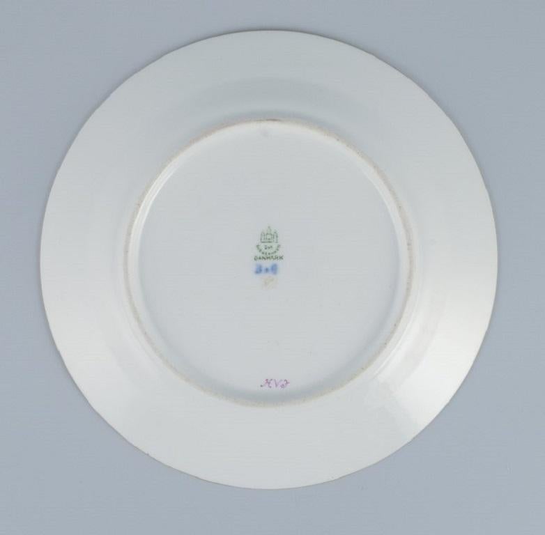 Bing & Grøndahl, Six Saxon Flower Dinner Plates in Porcelain 2