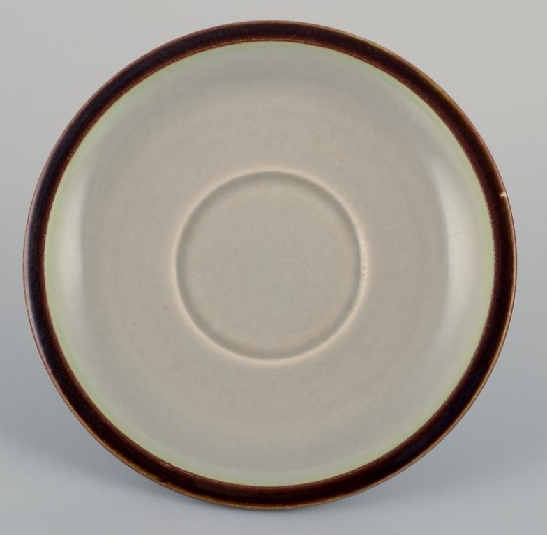 Vernissé Bing & Grøndahl, Tema. Quatre ensembles de tasses à café en grès. 1970. en vente