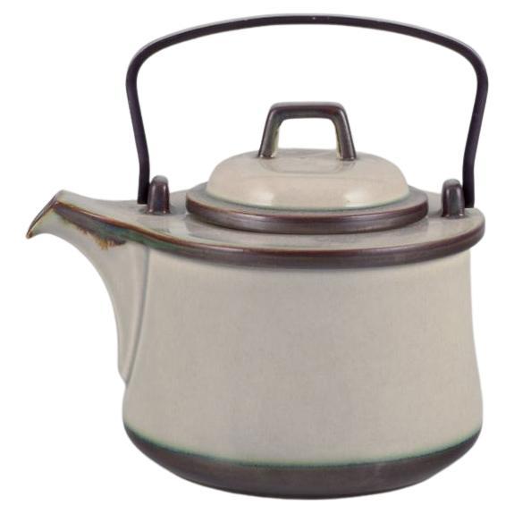 Bing & Grøndahl, "Tema". Stoneware teapot. Cast iron handle. 1970s.  For Sale