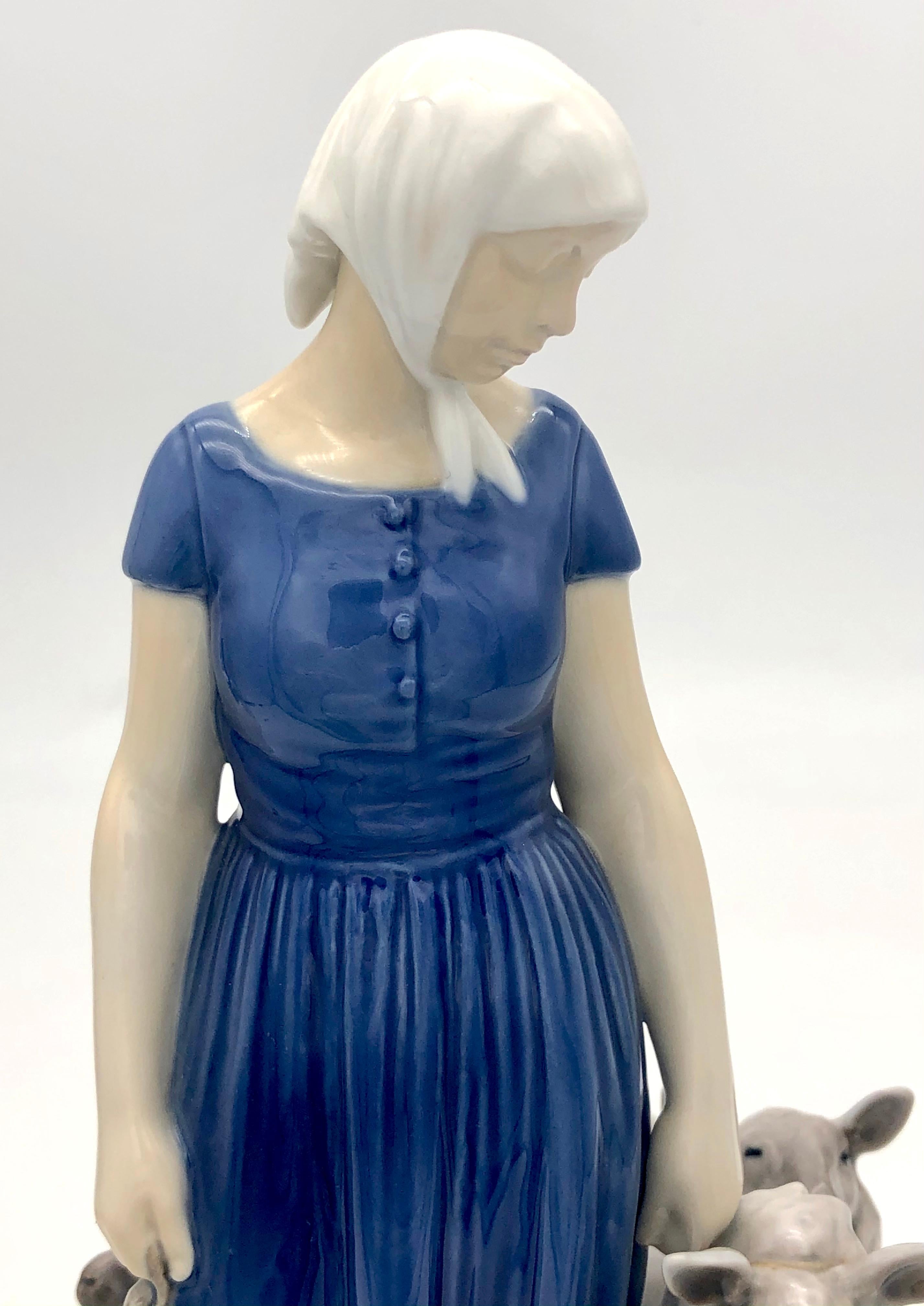 Bing & Grndahl Kopenhagen Axel Locker - Sculpture en porcelaine - Jeune Sheperdess    en vente 3