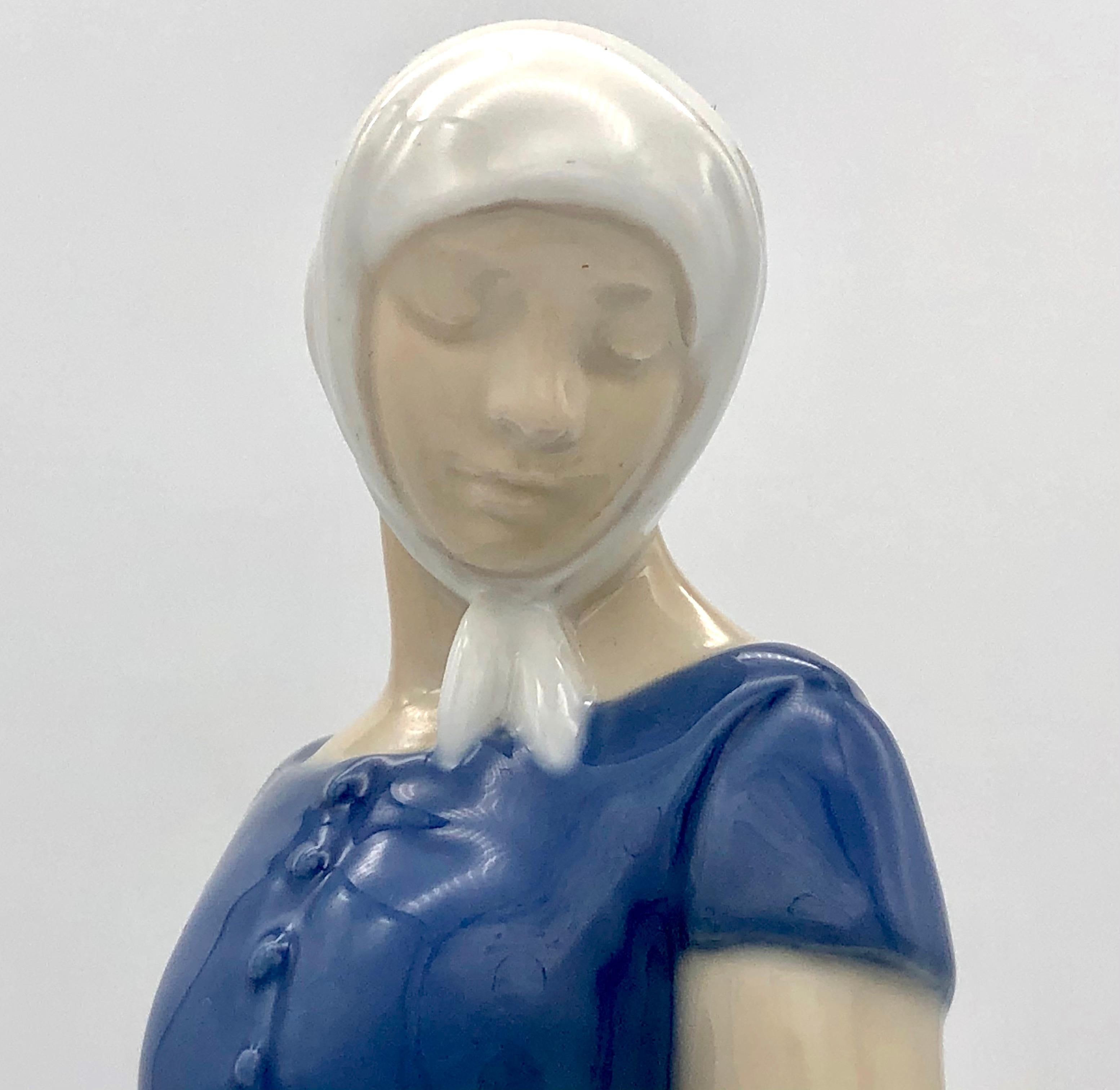 Bing & Grøndahl Kopenhagen Axel Locker Porcelain Sculpture Young Sheperdess    For Sale 2