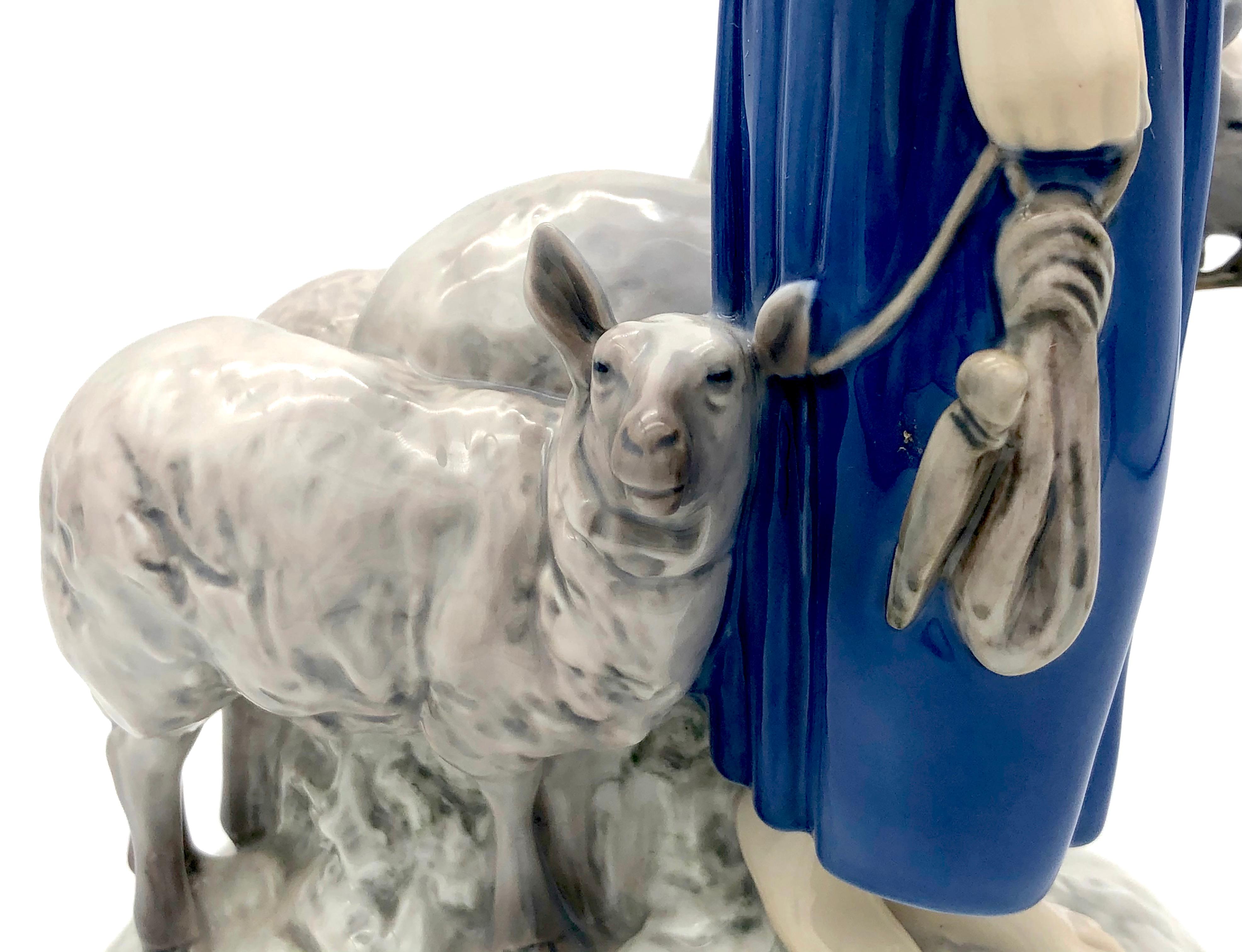 Bing & Grndahl Kopenhagen Axel Locker - Sculpture en porcelaine - Jeune Sheperdess    en vente 2