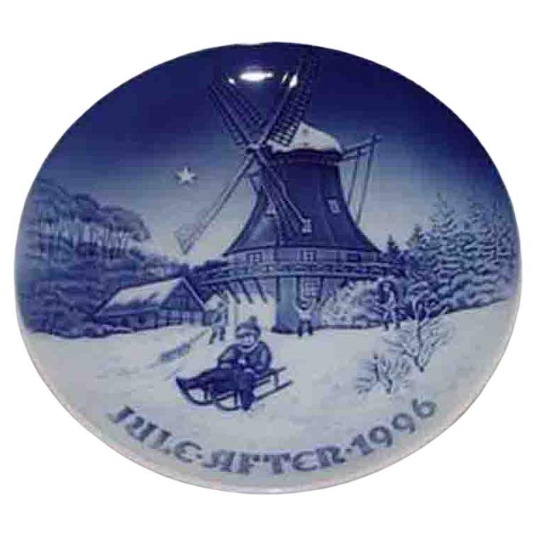 Bing & Grondahl 'BG' Christmas Plate from 1996 For Sale