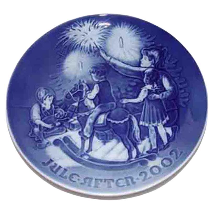 Bing & Grondahl 'BG' Christmas Plate from 2002 For Sale