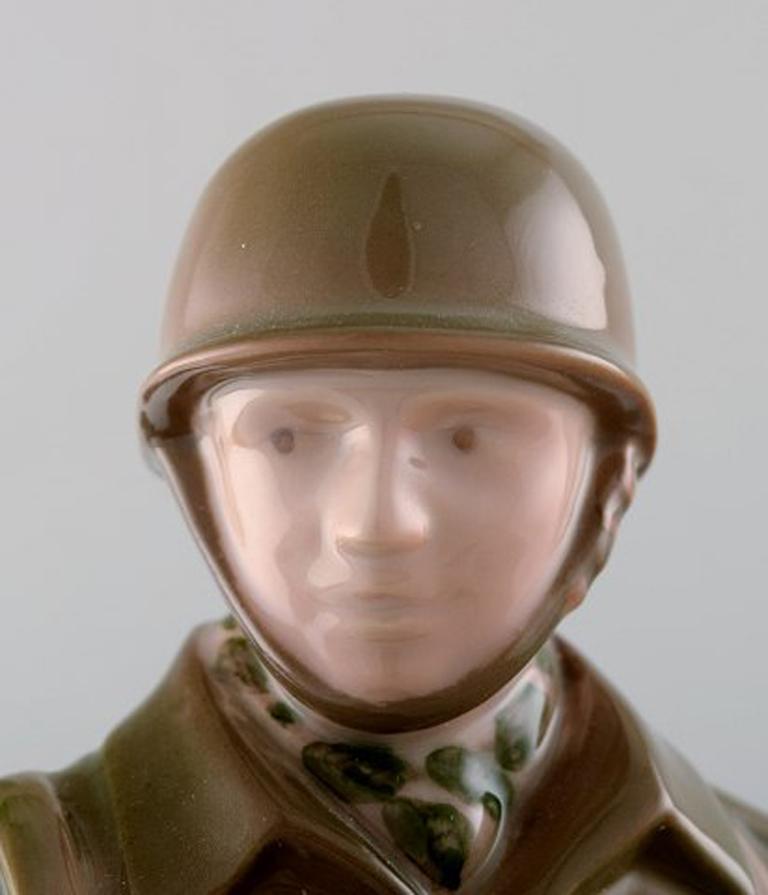 Bing & Grondahl / B&G Figure in Porcelain, Soldier/Gunner in Combat Uniform 1