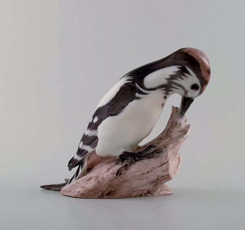 Scandinavian Modern Bing & Grondahl Bird by Dahl Jensen, B&G Number 1717 Woodpecker