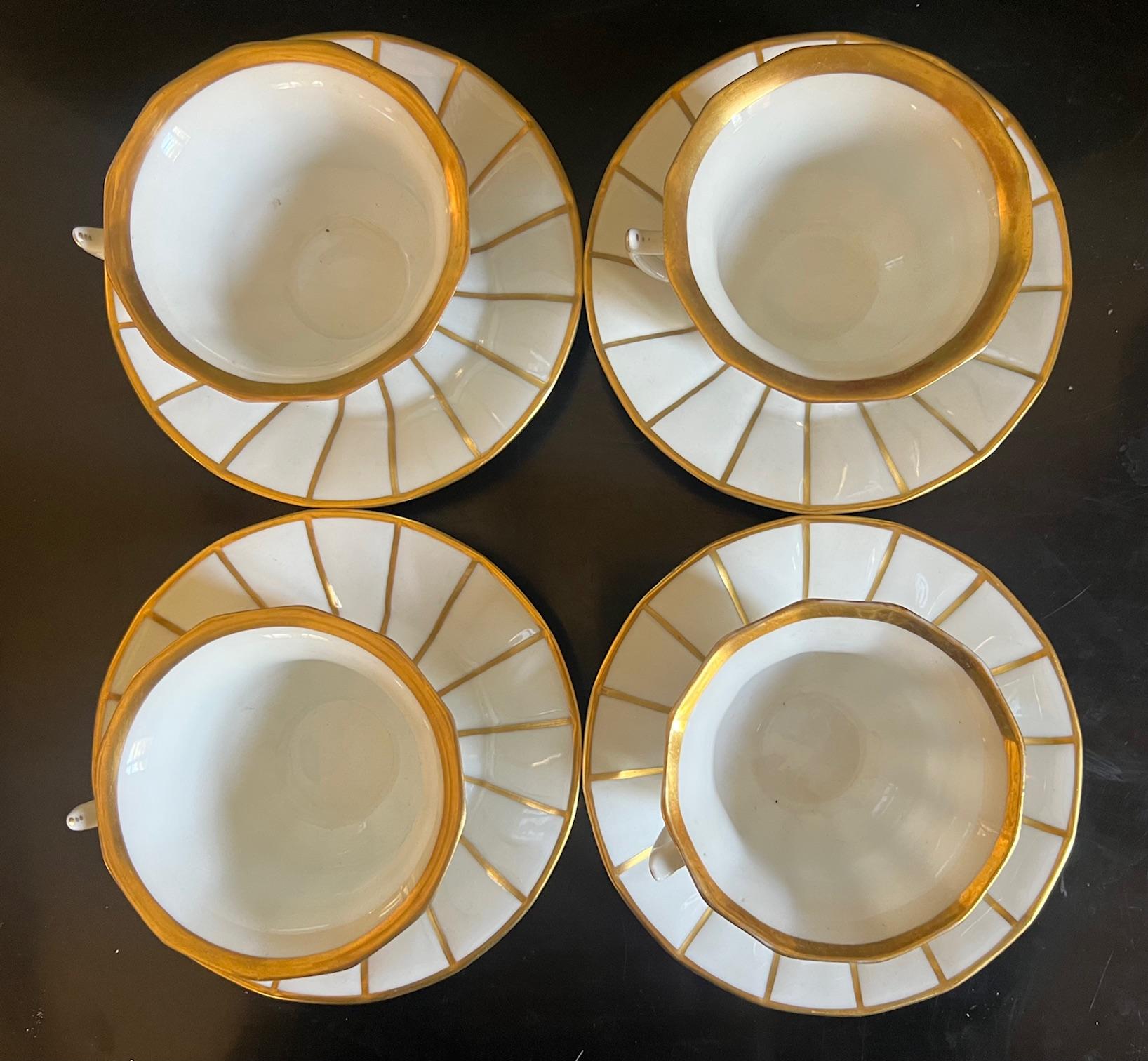 Tasses et soucoupes en porcelaine danoise Bing & Grondahl, lot de 4 Bon état - En vente à Ross, CA