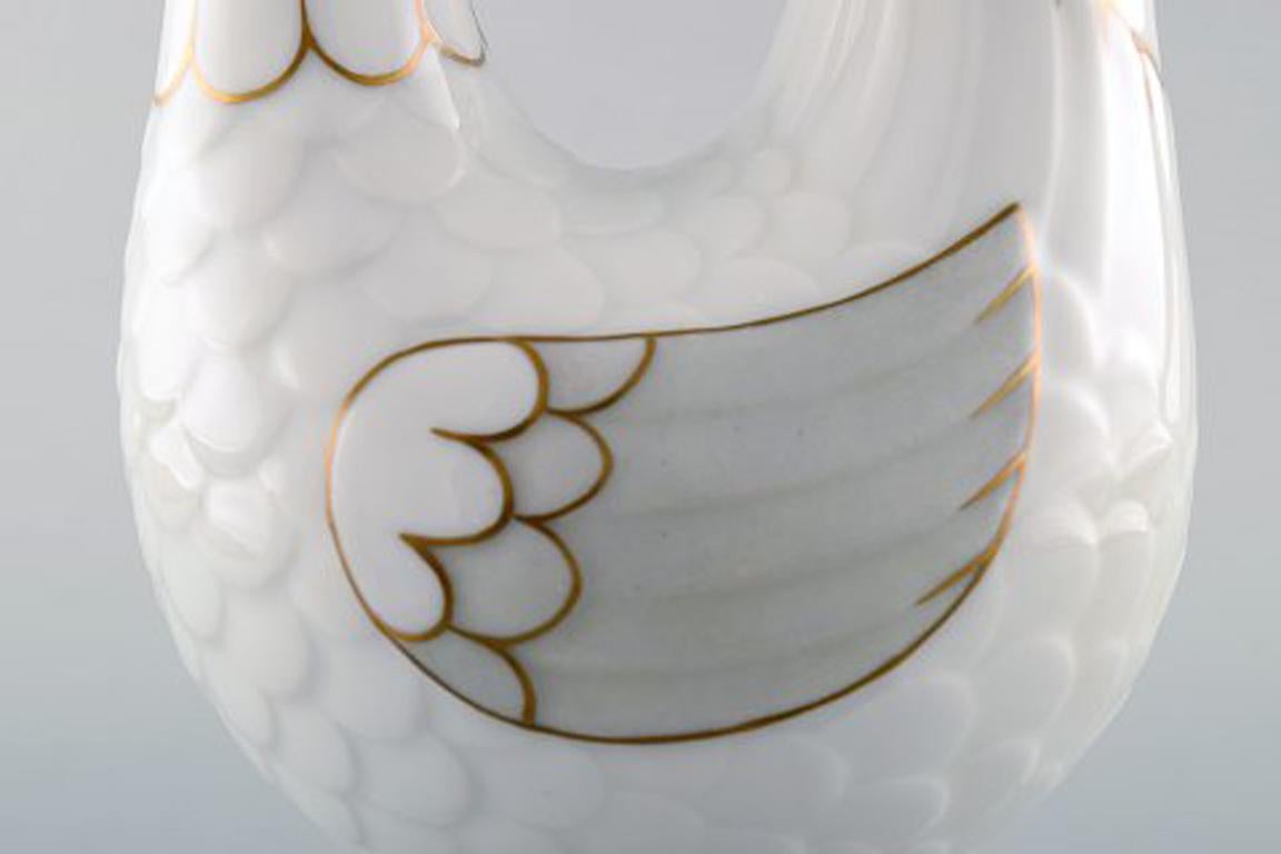 Bing & Grondahl, Denmark, Jug of Porcelain with 12 Mugs In Good Condition For Sale In Copenhagen, DK