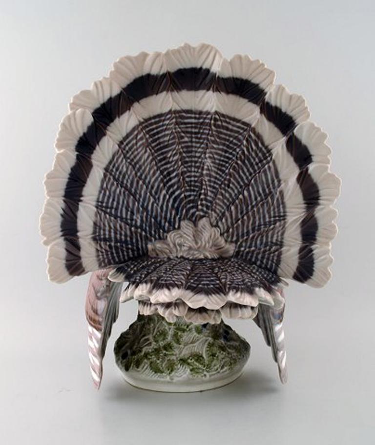 Bing & Grondahl, Porcelain Figure in the Form of a Turkey No. 2425 1