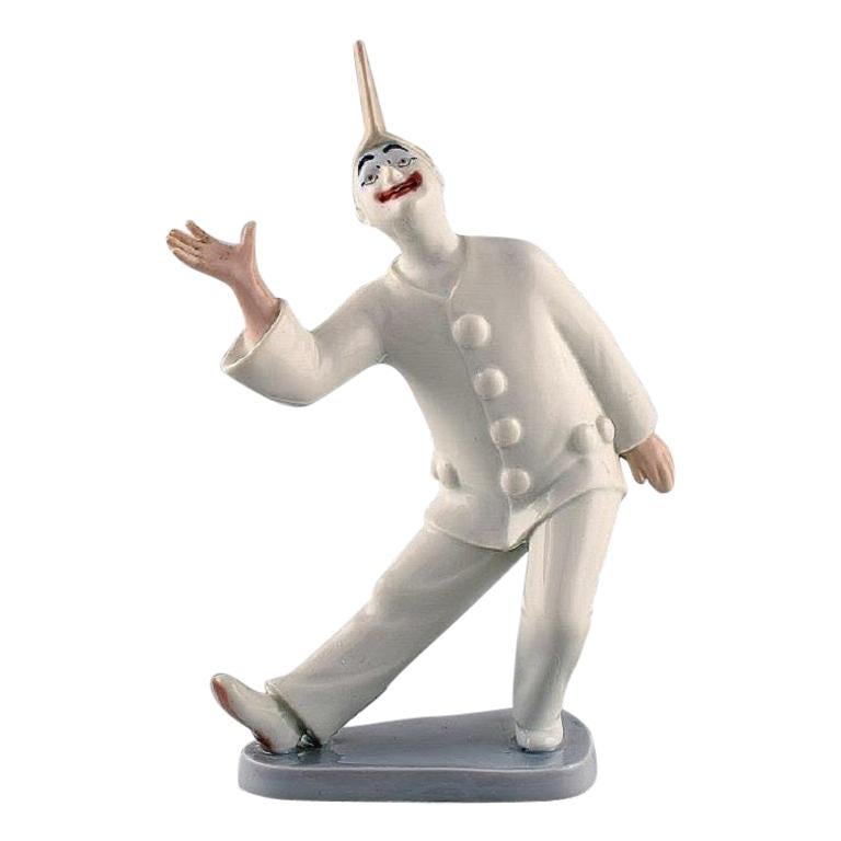 Bing & Grondahl Porcelain Figurine, Pierrot, Model Number 2353 For Sale