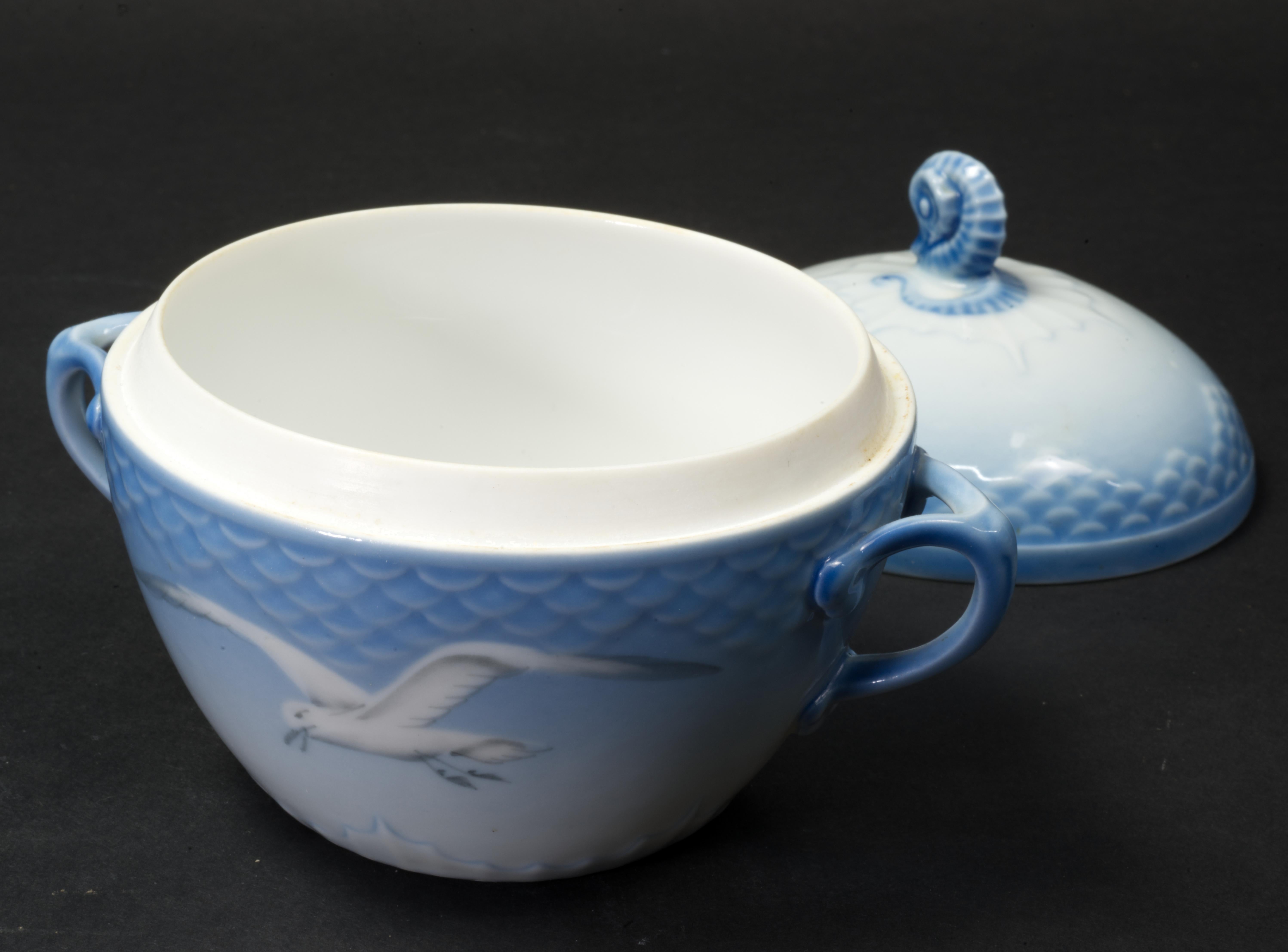Bing & Grondahl Seagull Coffee Service Set: Coffee Pot, Creamer, Sugar Bowl For Sale 6