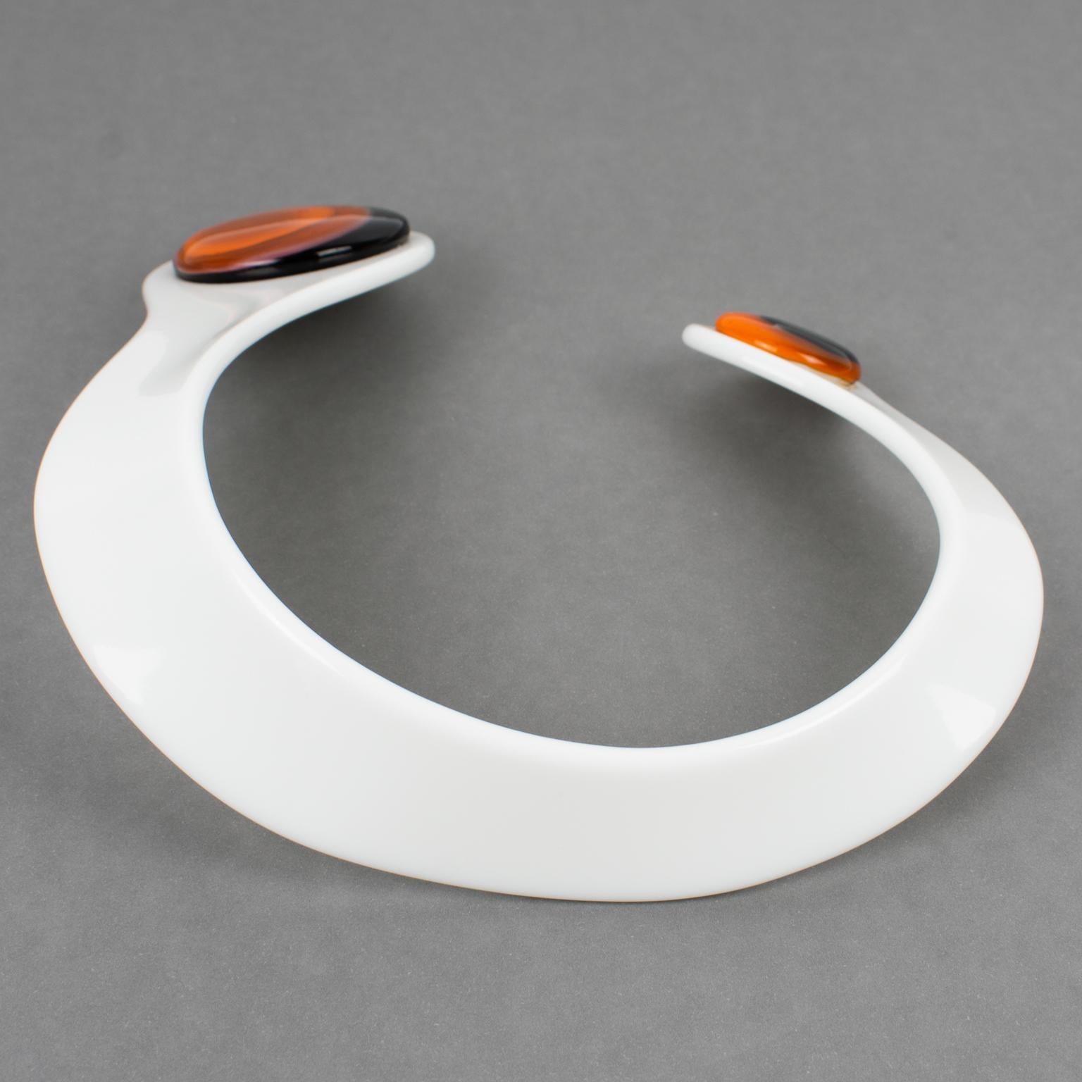Binglaba Italie, collier en acrylique de l'ère spatiale moderne avec cabochon en verre d'art de Murano en vente 2