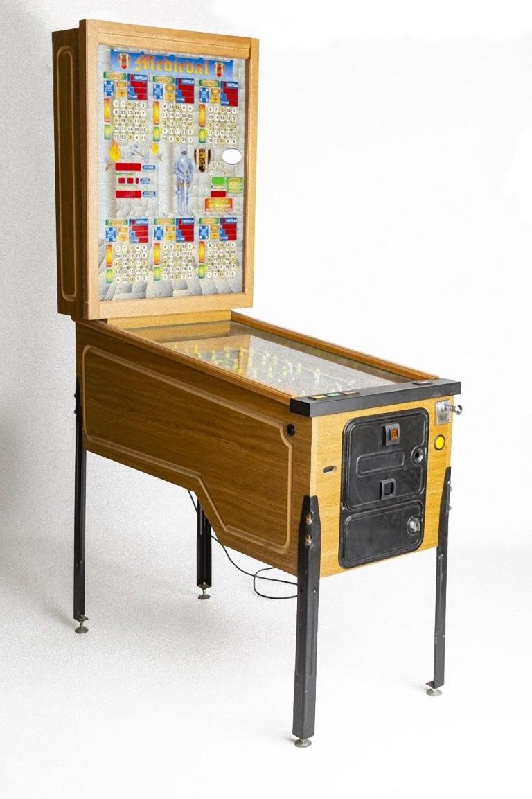 Wonderful bingo pinball of Italian manufacture, realized during the 1980s.

Made in wood, glass and plastic.

Totally working.
 