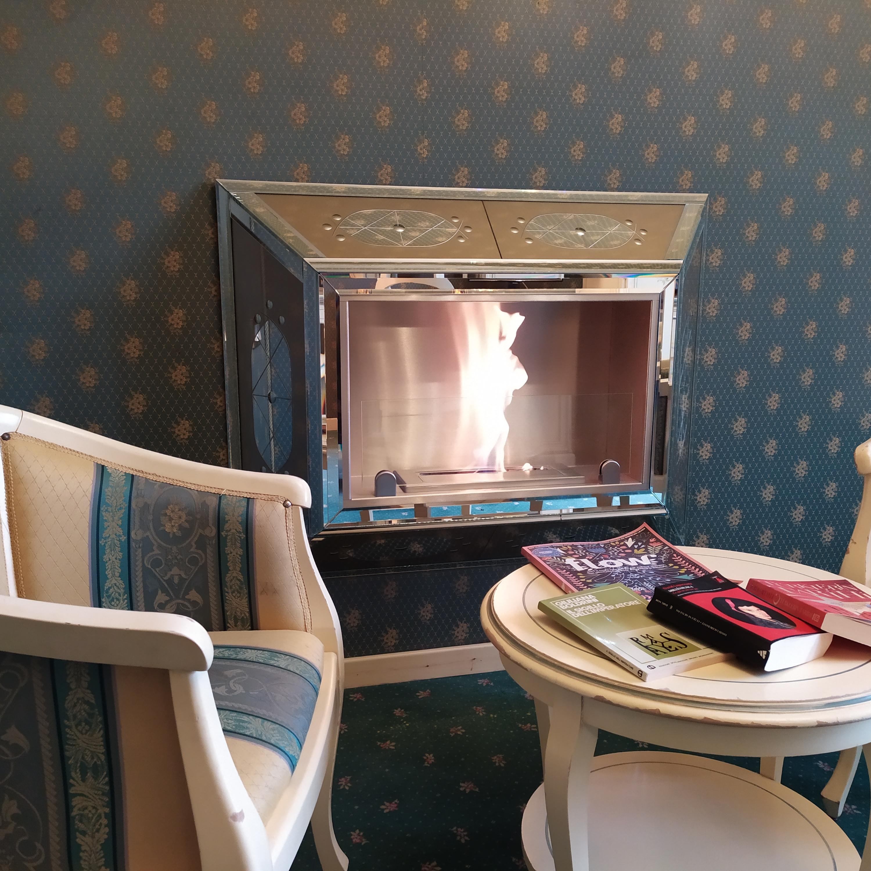 Hand-Crafted Bioethanol Fireplace in Gilded Murano Glass Mirror, Produced by Fratelli Tosi For Sale