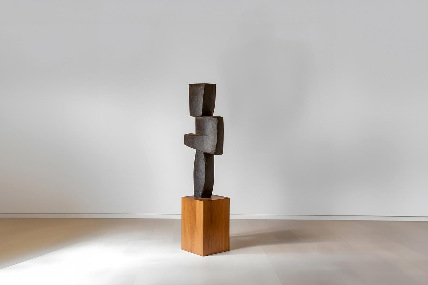 Biomorphe geschnitzte Holzskulptur im Stil von Isamu Noguchi, Unseen Force 20 (Moderne der Mitte des Jahrhunderts) im Angebot