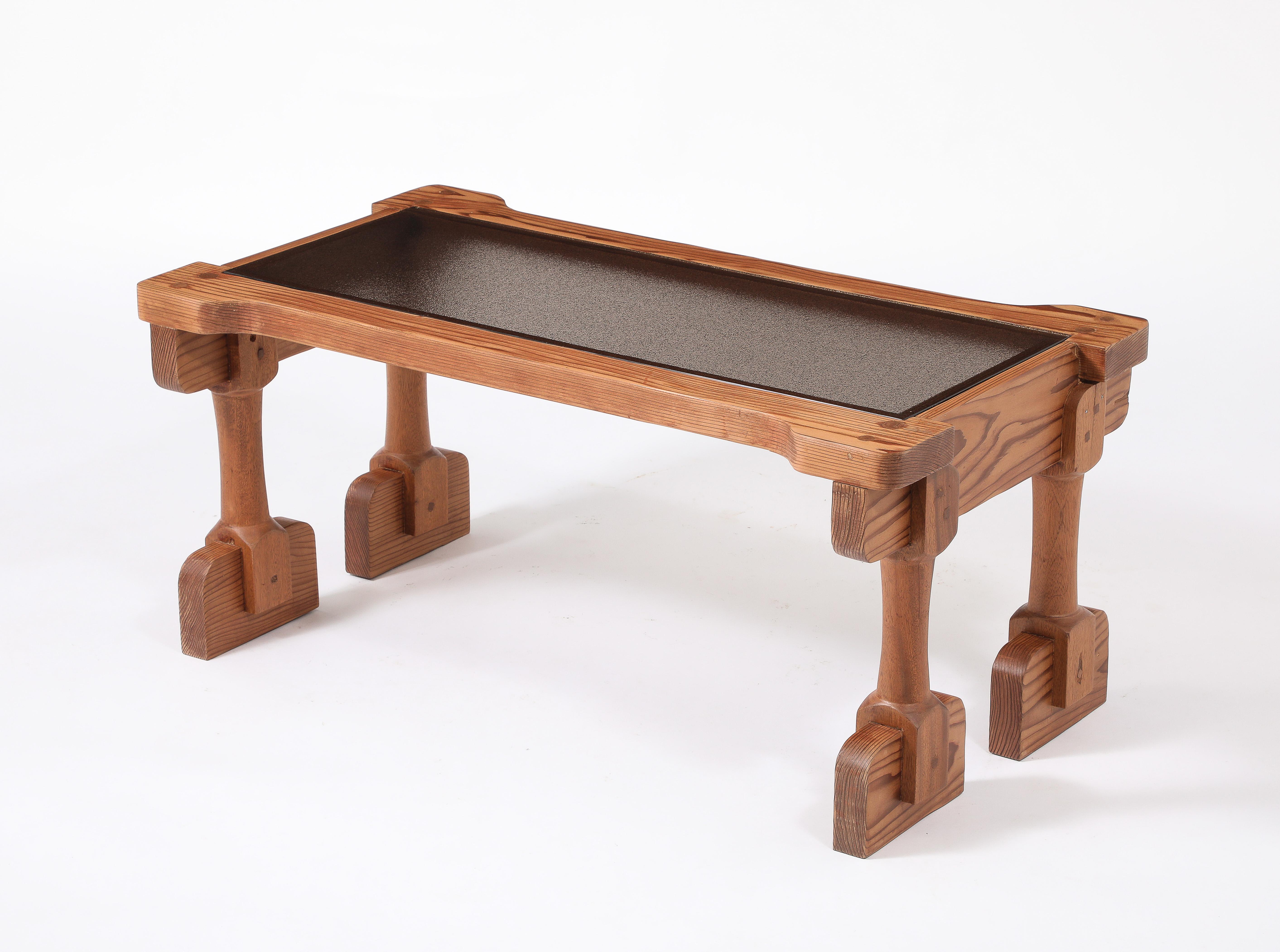 Français Table basse biomorphique, France, années 1940 en vente