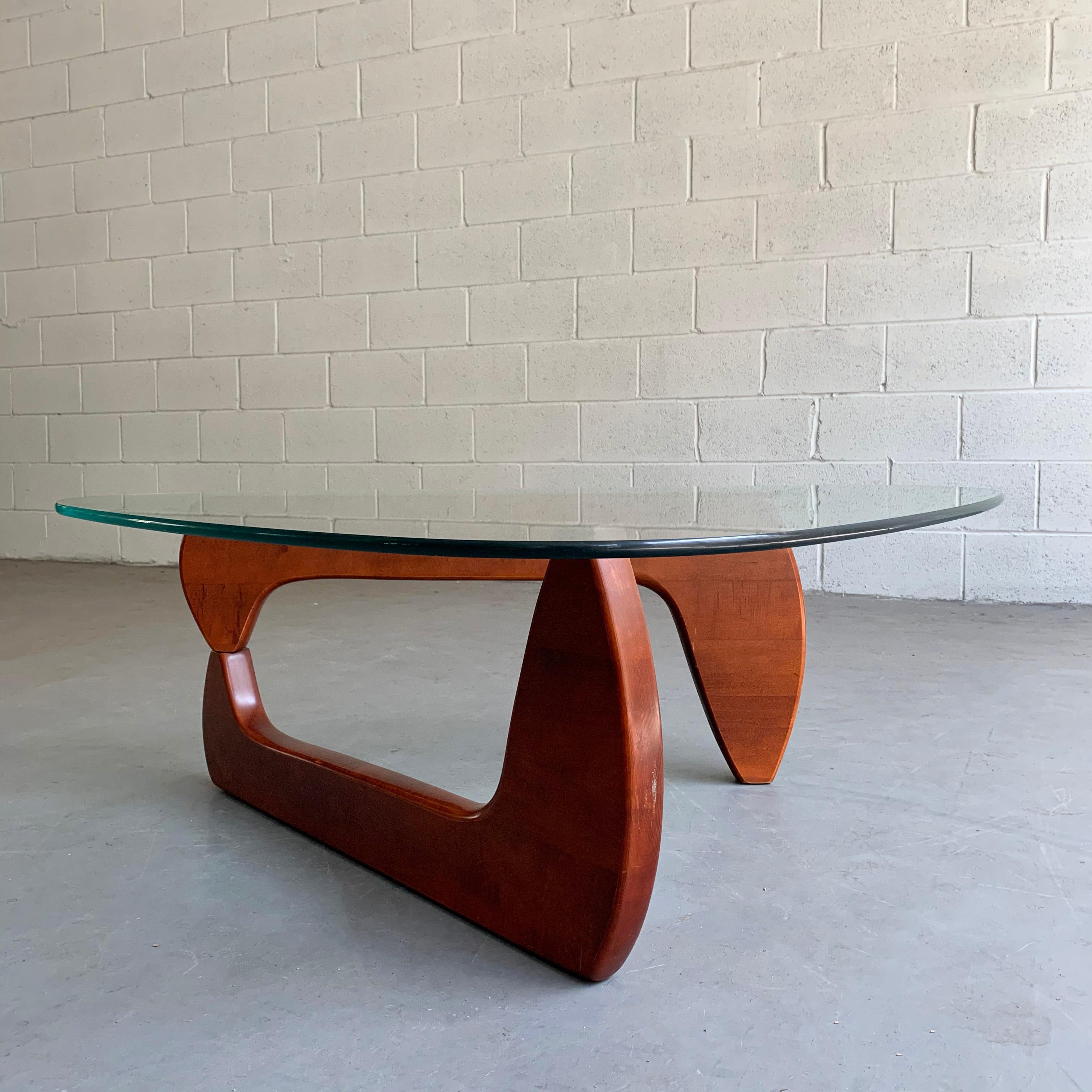 isamu noguchi style
