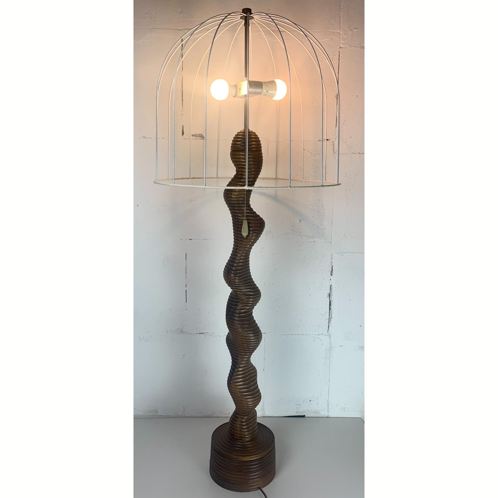 Lámpara de pie Biomorphic curvy wavy de Temde, Suiza Años 60 Moderno de mediados de siglo en venta