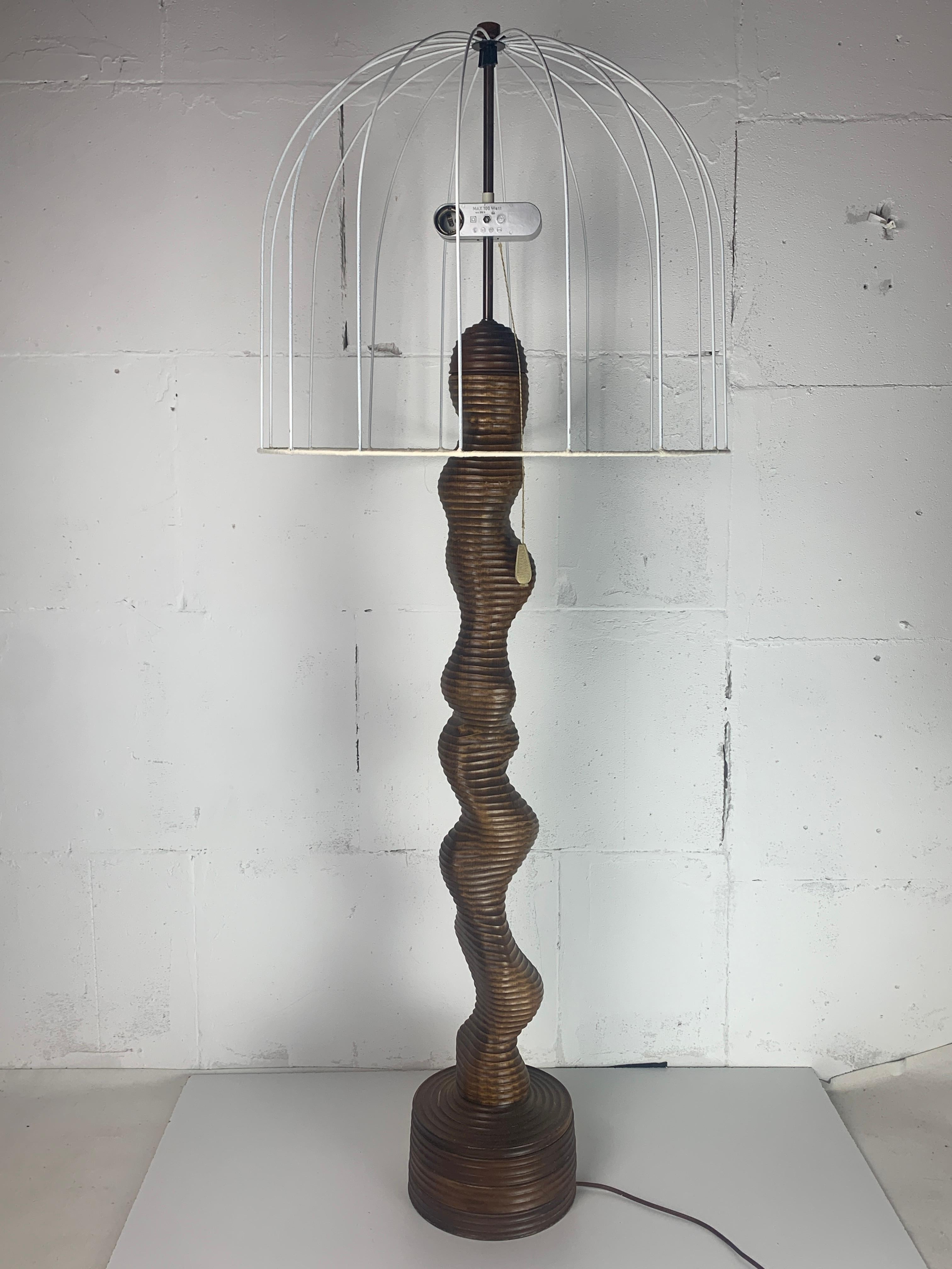 Lámpara de pie Biomorphic curvy wavy de Temde, Suiza Años 60 en venta 1