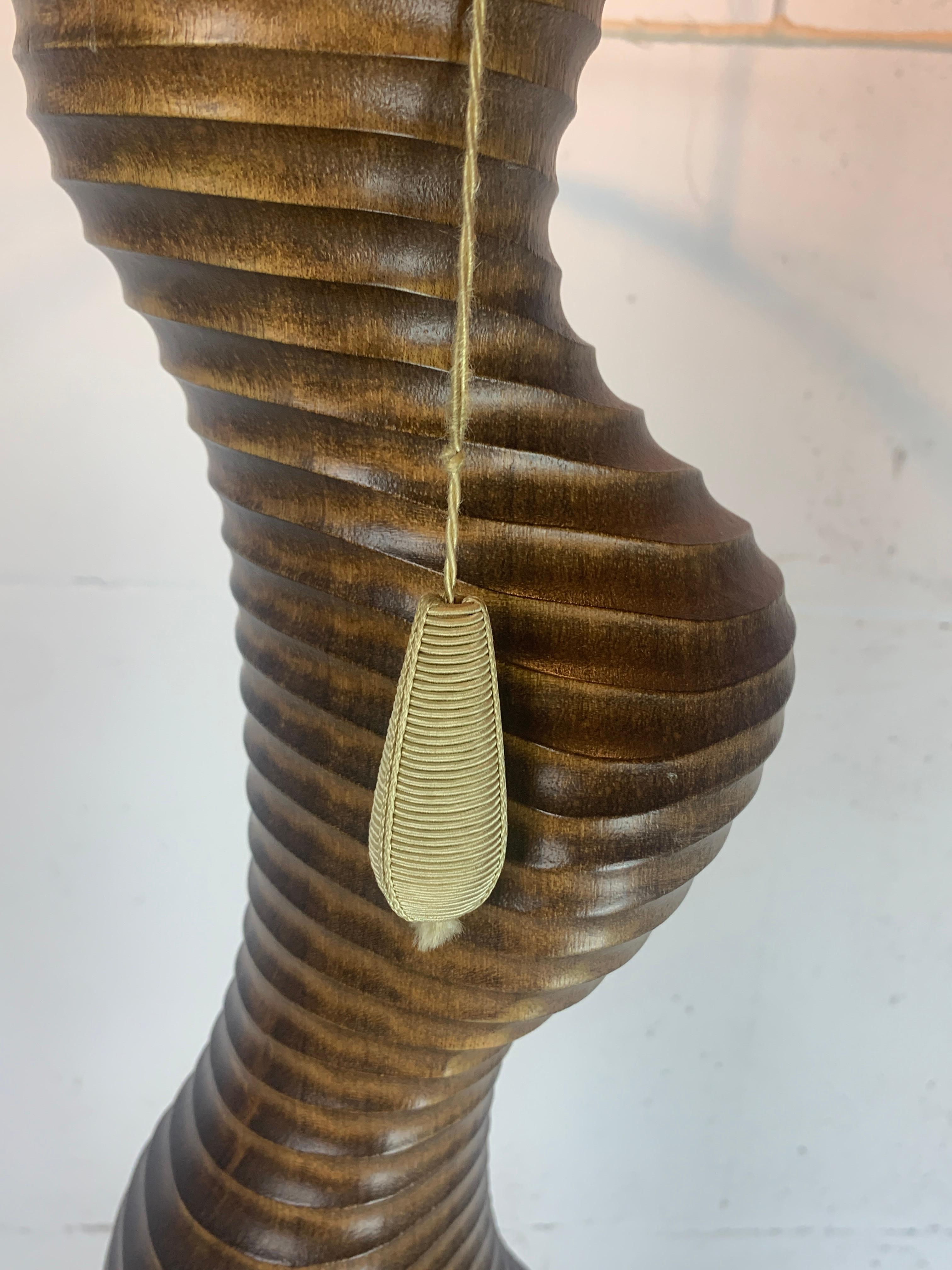 Lámpara de pie Biomorphic curvy wavy de Temde, Suiza Años 60 en venta 2