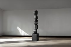 Elegancia Biomórfica, Madera Maciza Negra by NONO, Still Stand No83