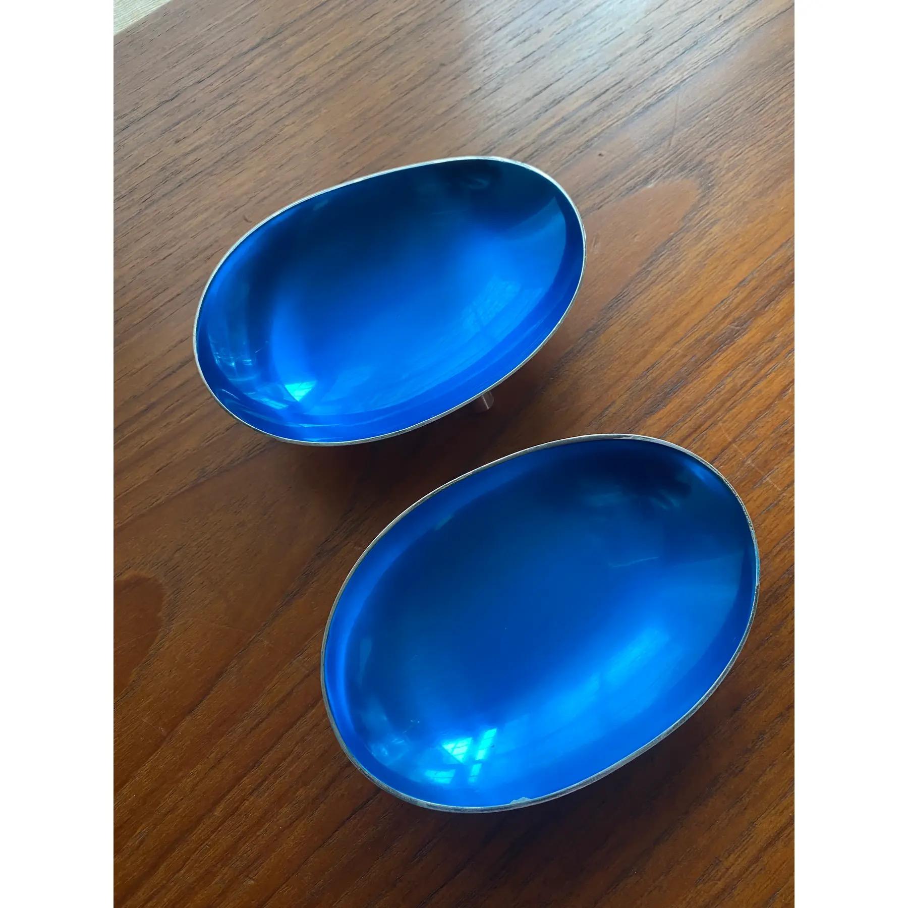 Biomorphic Enameled Silverplate Bowls on Tripod Legs (Denmark), A Pair For Sale 4