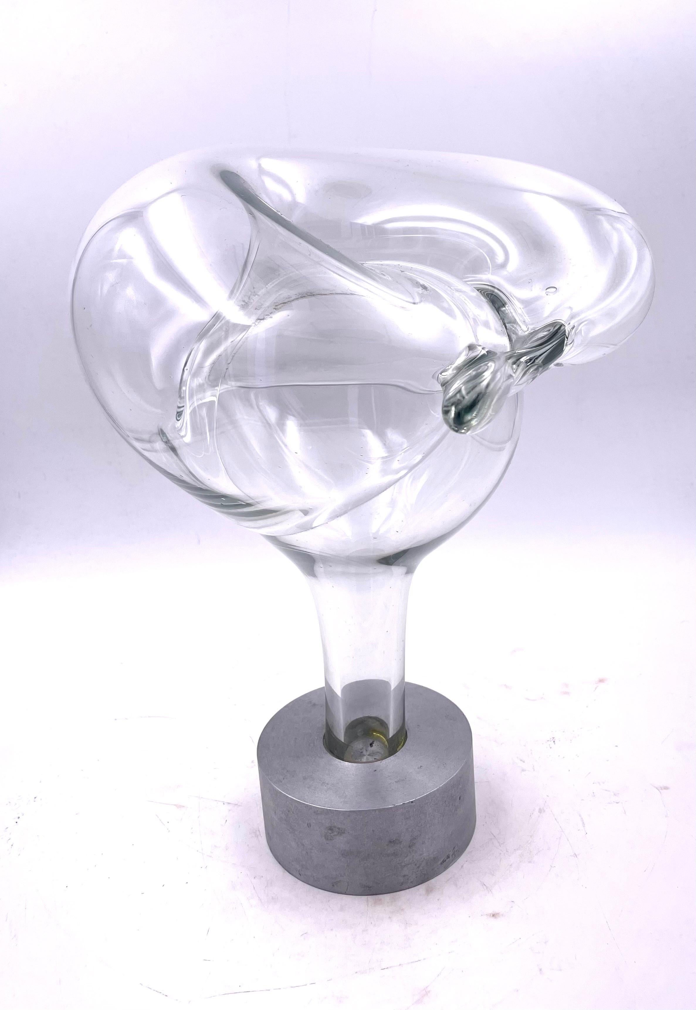 Beautiful and rare signed and dated glass sculpture by John Bingham 1976, rare piece signed and dated at the bottom on a solid aluminum base, no chips or cracks.