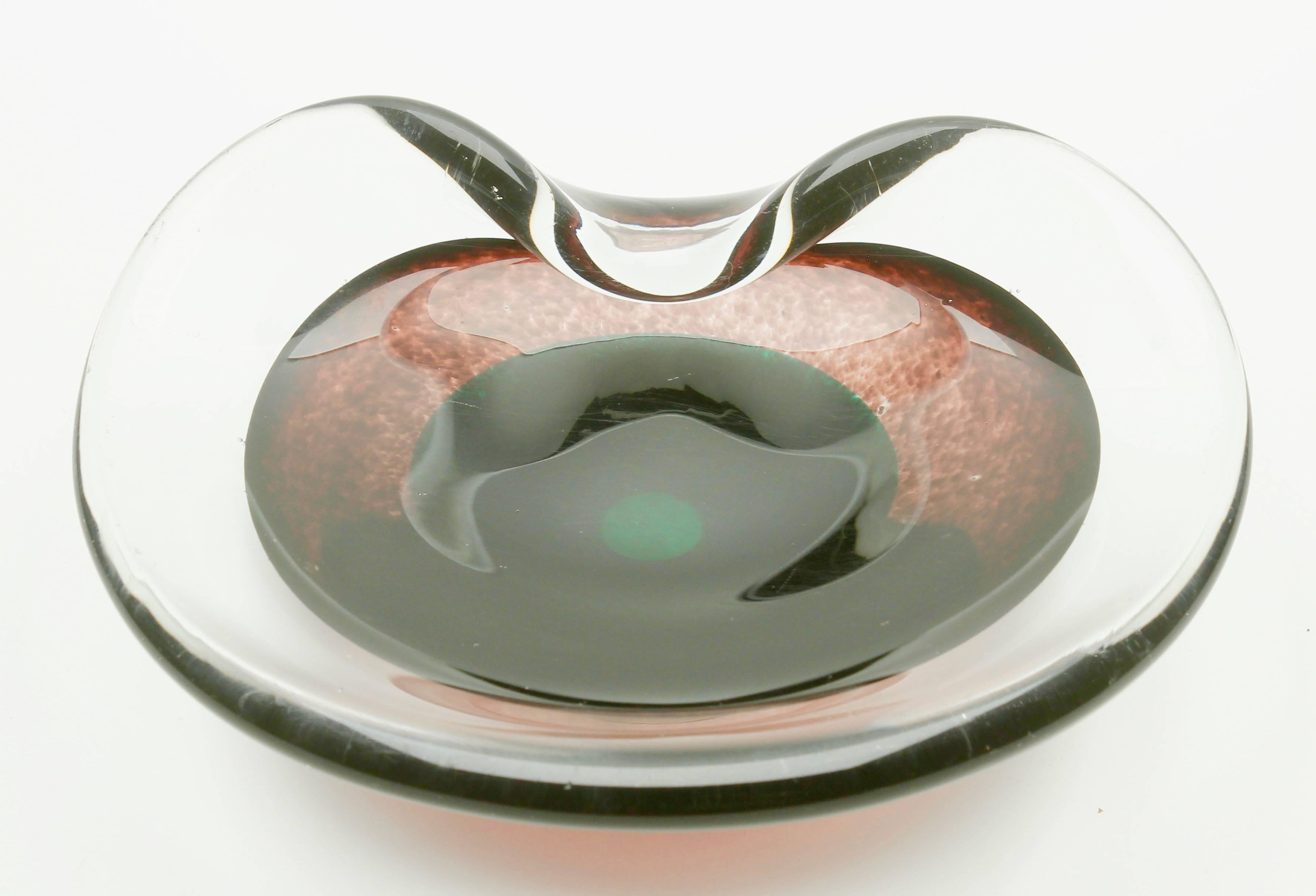 Hand blown glass bowl by Per Lutken for Holmegaard, circa 1960s. The piece entitled, 