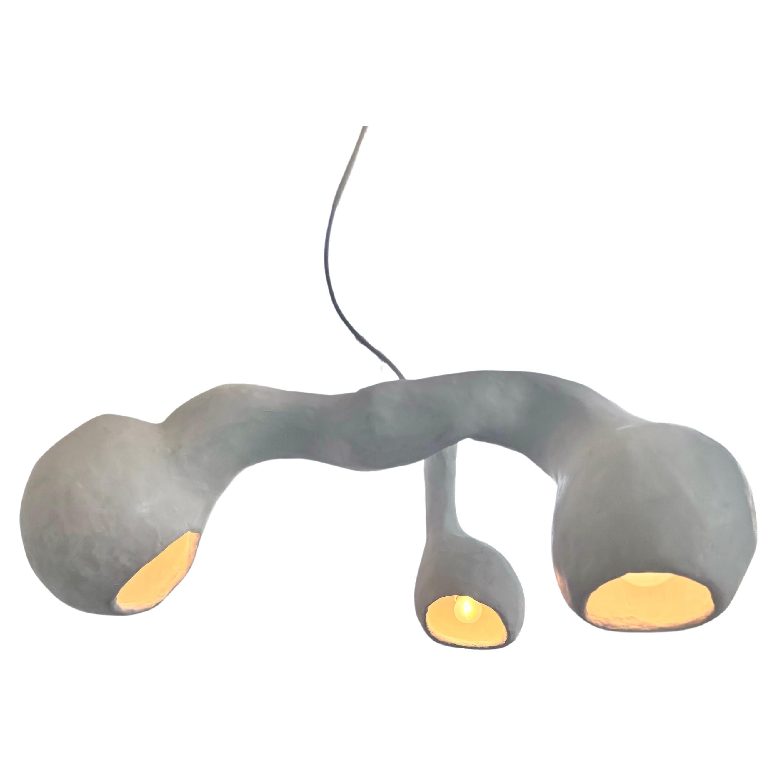 Lustre « Salpinx » de Studio Chora, ligne biomorphique
