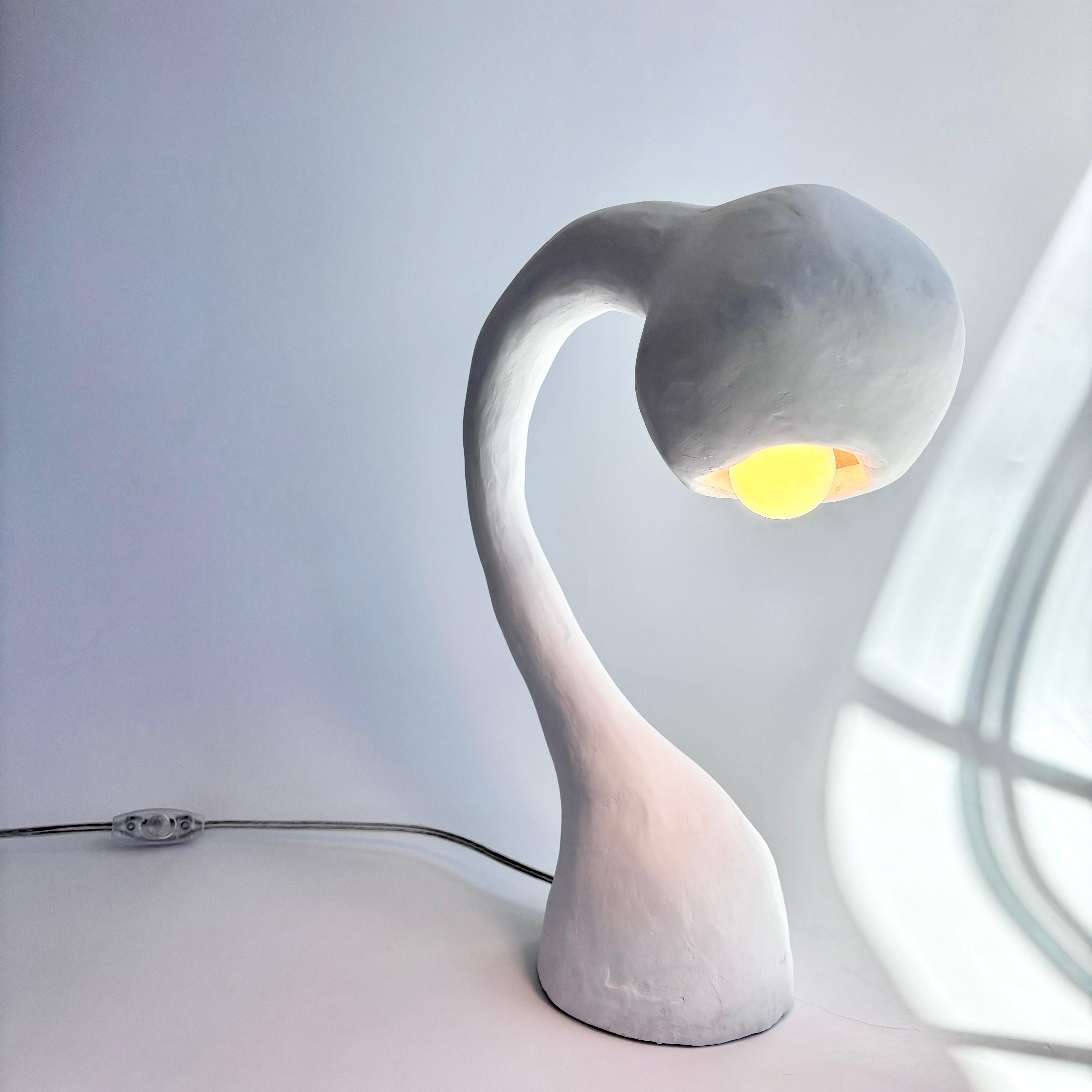 Lampe de bureau Biomorphic Line de Studio Chora, en plâtre blanc citron, en stock en vente 3