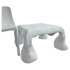 Table basse blanche Biomorphic Line de Studio Chora, plâtre citron, en stock