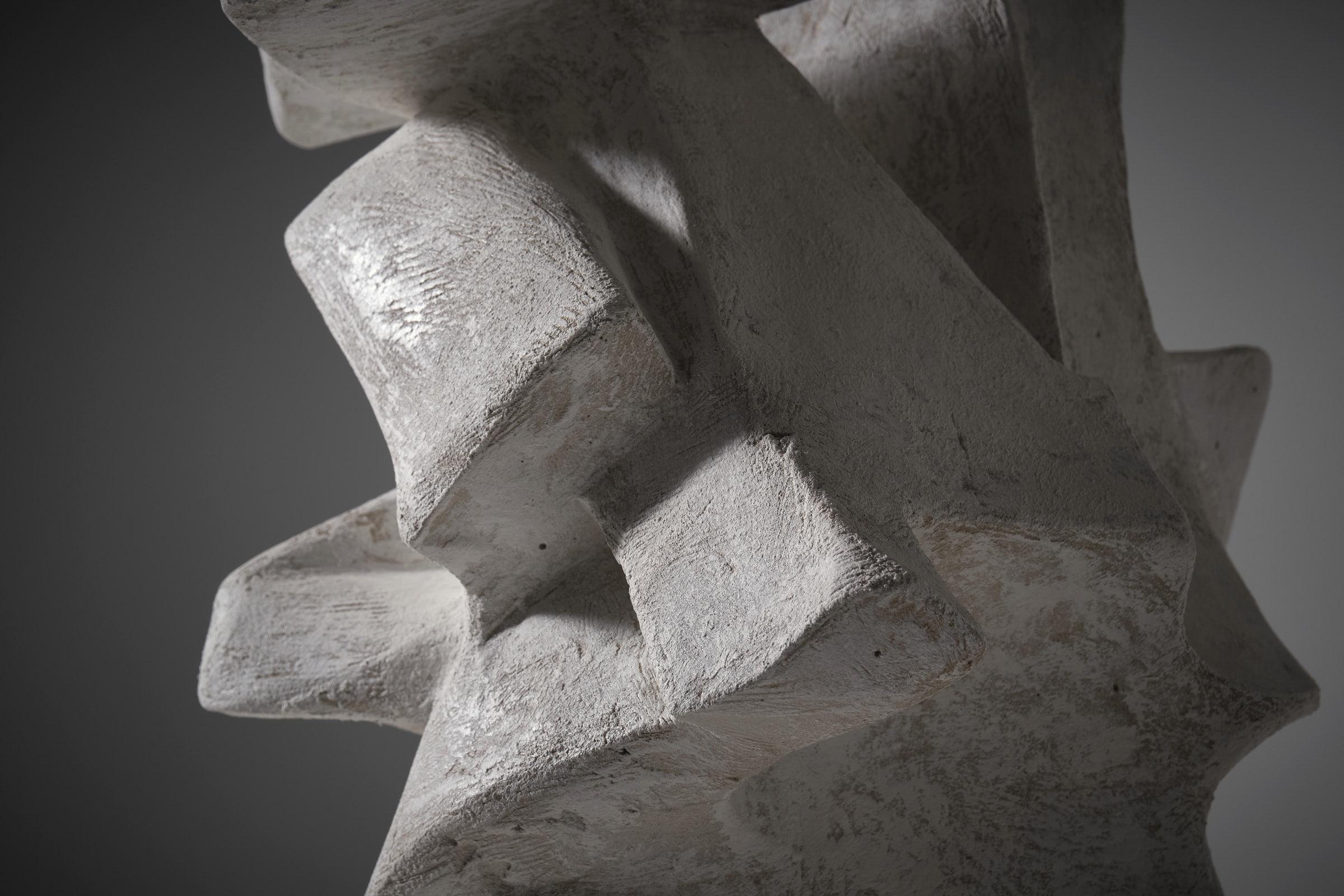 Metà XX secolo Scultura biomorfa in gesso, Francia 1960 in vendita