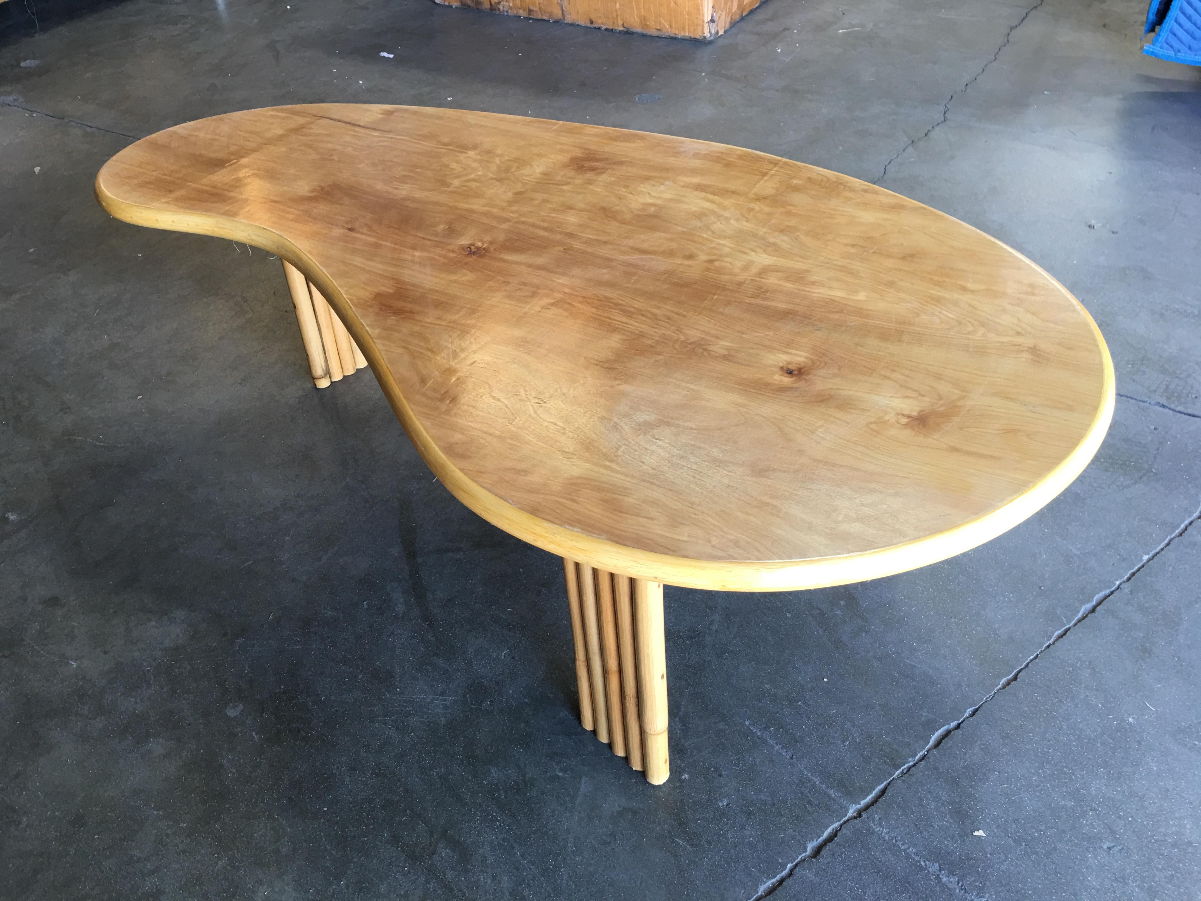 Biomorphic Rattan Coffee Table with Wood Top In Excellent Condition In Van Nuys, CA