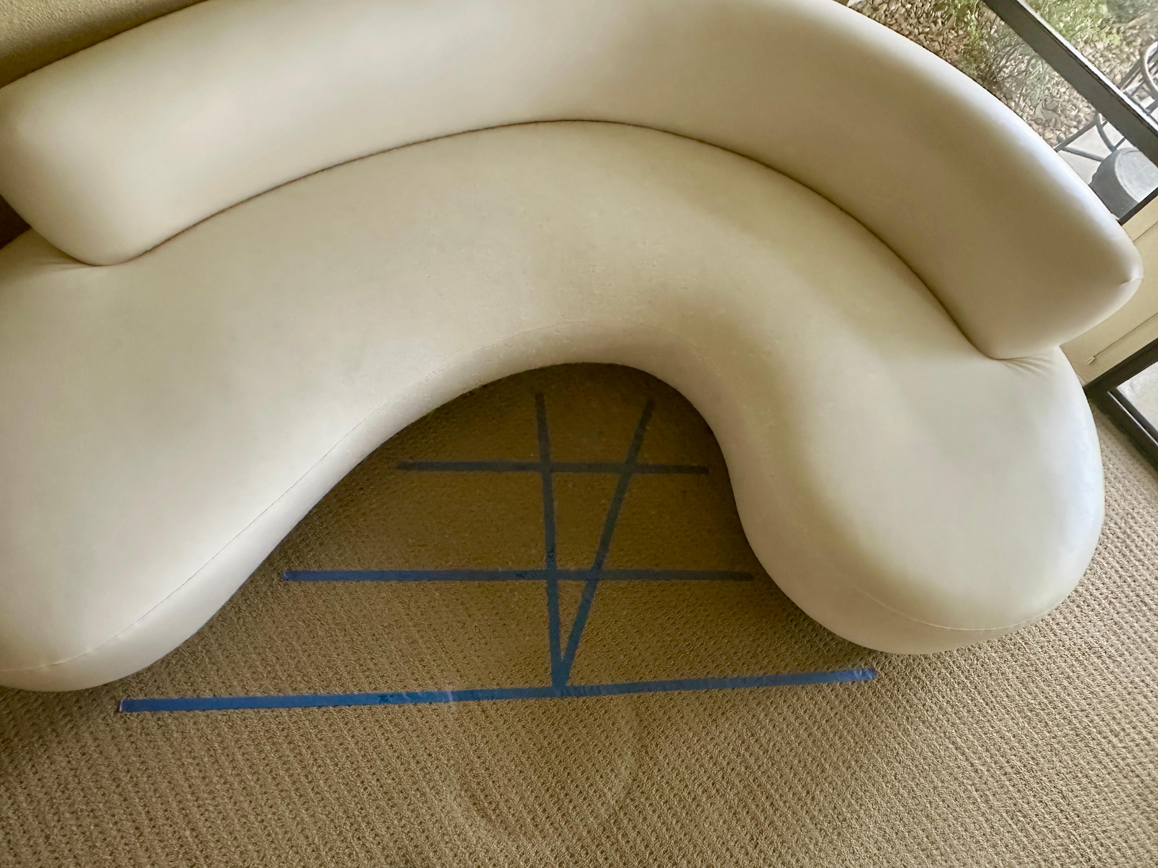 Biomorphic Serpentine Sofa, ca 1950s For Sale 7