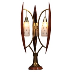 Lámparas de mesa biomórficas de Masjestic Lamp.Co USA Nogal y latón 1960