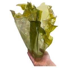 Bioplastische grüne Pflanzgefäße