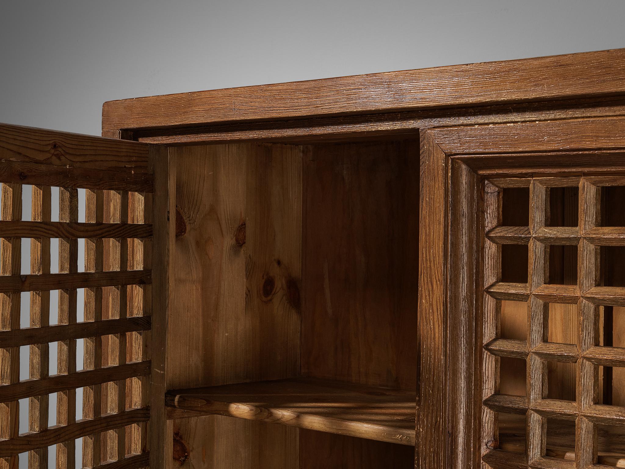Biosca Brutalist Highboard in Stained Pine  For Sale 4