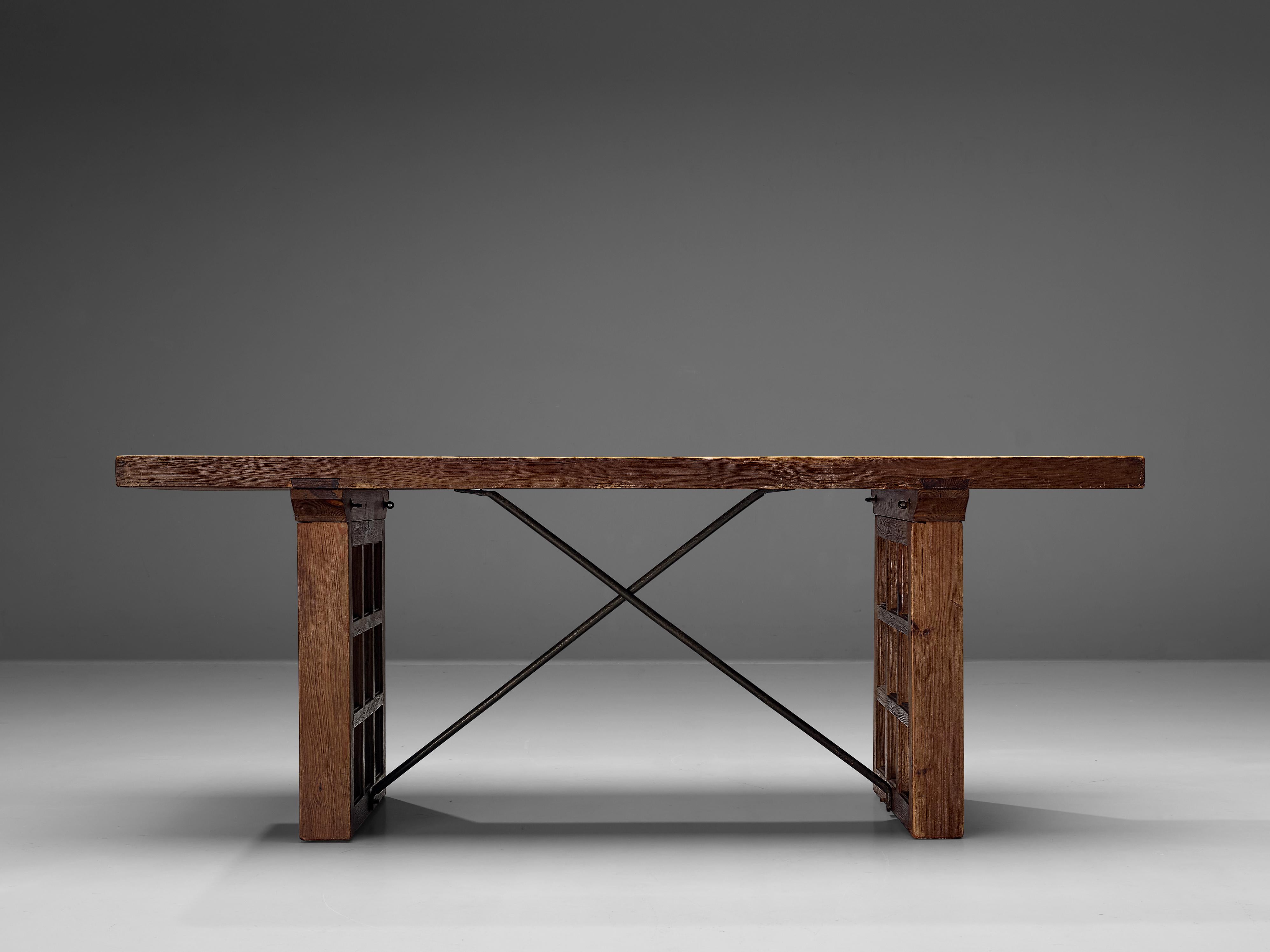 Mid-20th Century Biosca Dining Table in Stained Pine For Sale